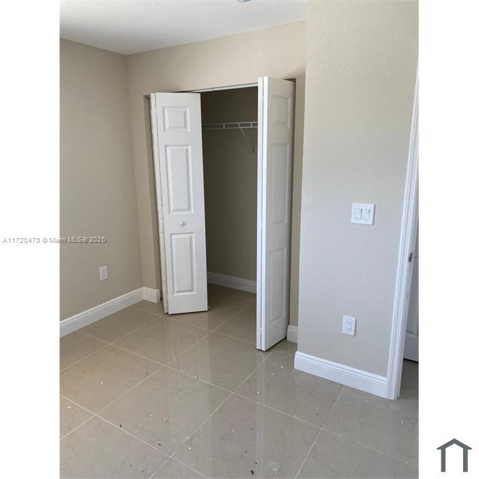 COMM LIBERTY CITY - Residential Income