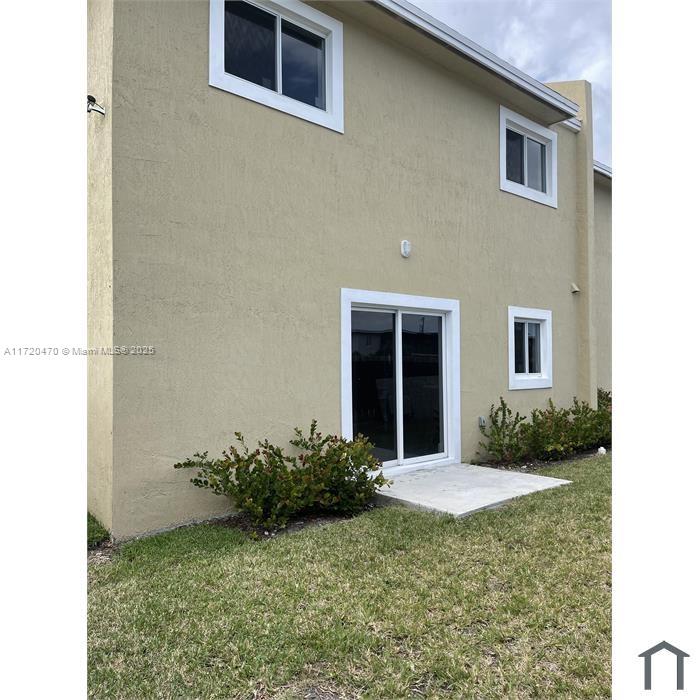 COMM LIBERTY CITY - Residential Income