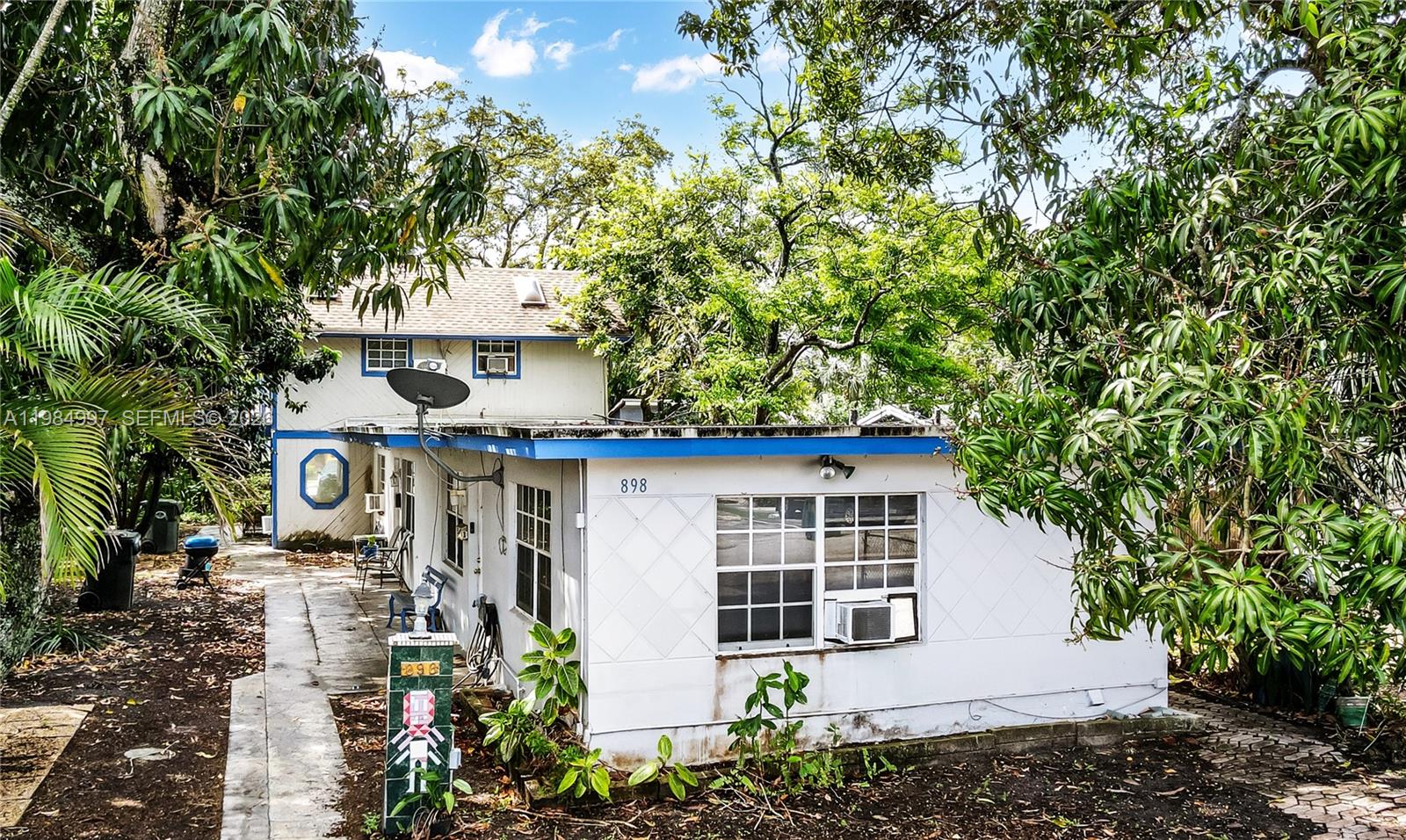 OAKLAND PARK SECOND ADD - Residential Income