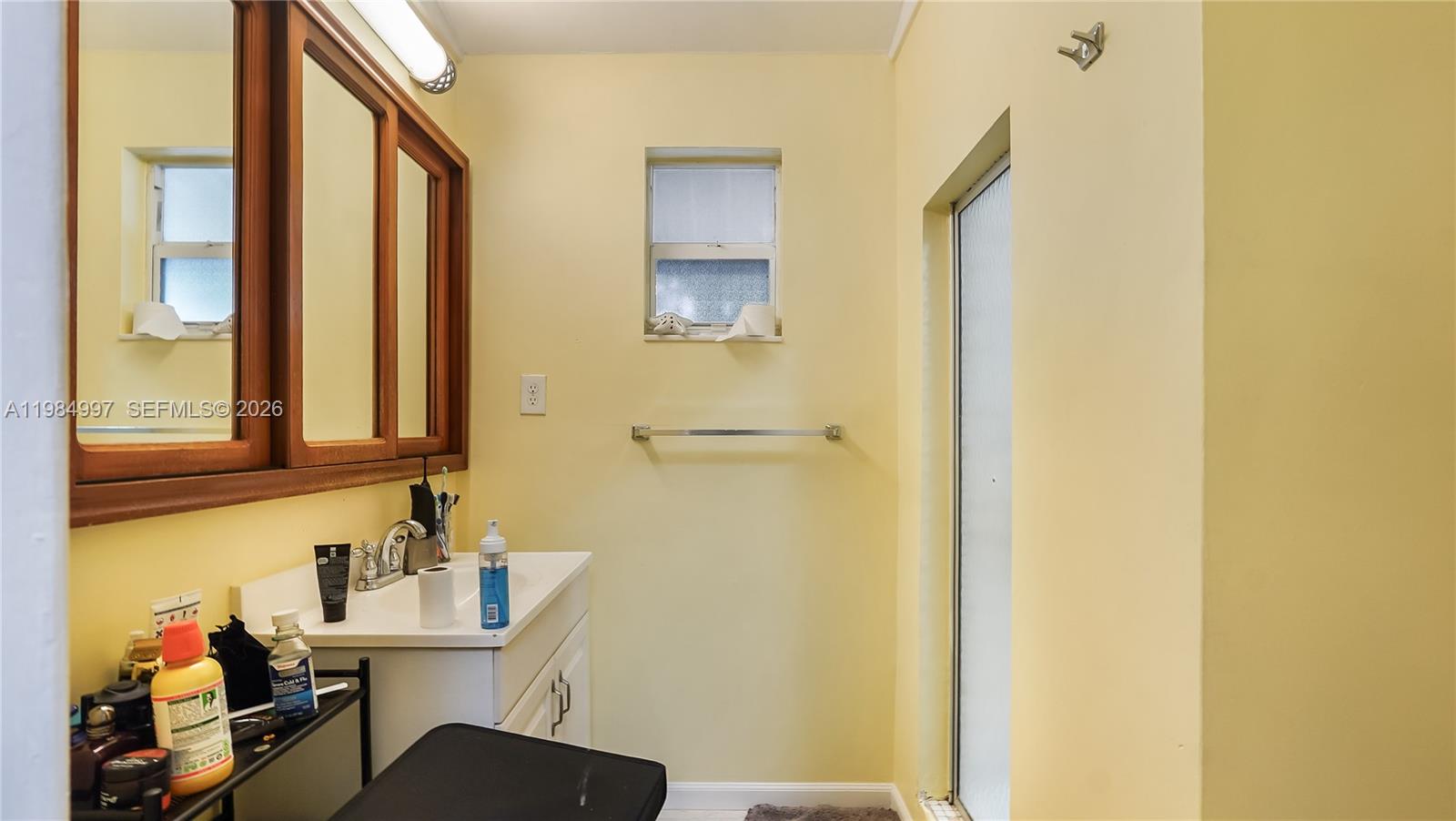 OAKLAND PARK SECOND ADD - Residential Income