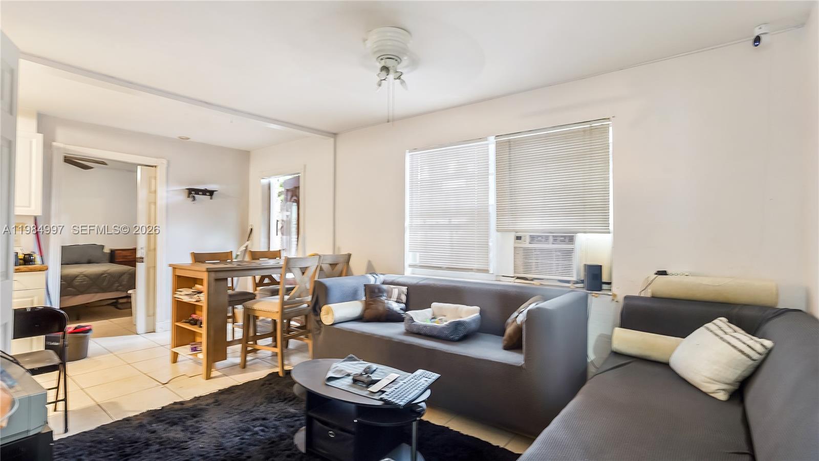 OAKLAND PARK SECOND ADD - Residential Income