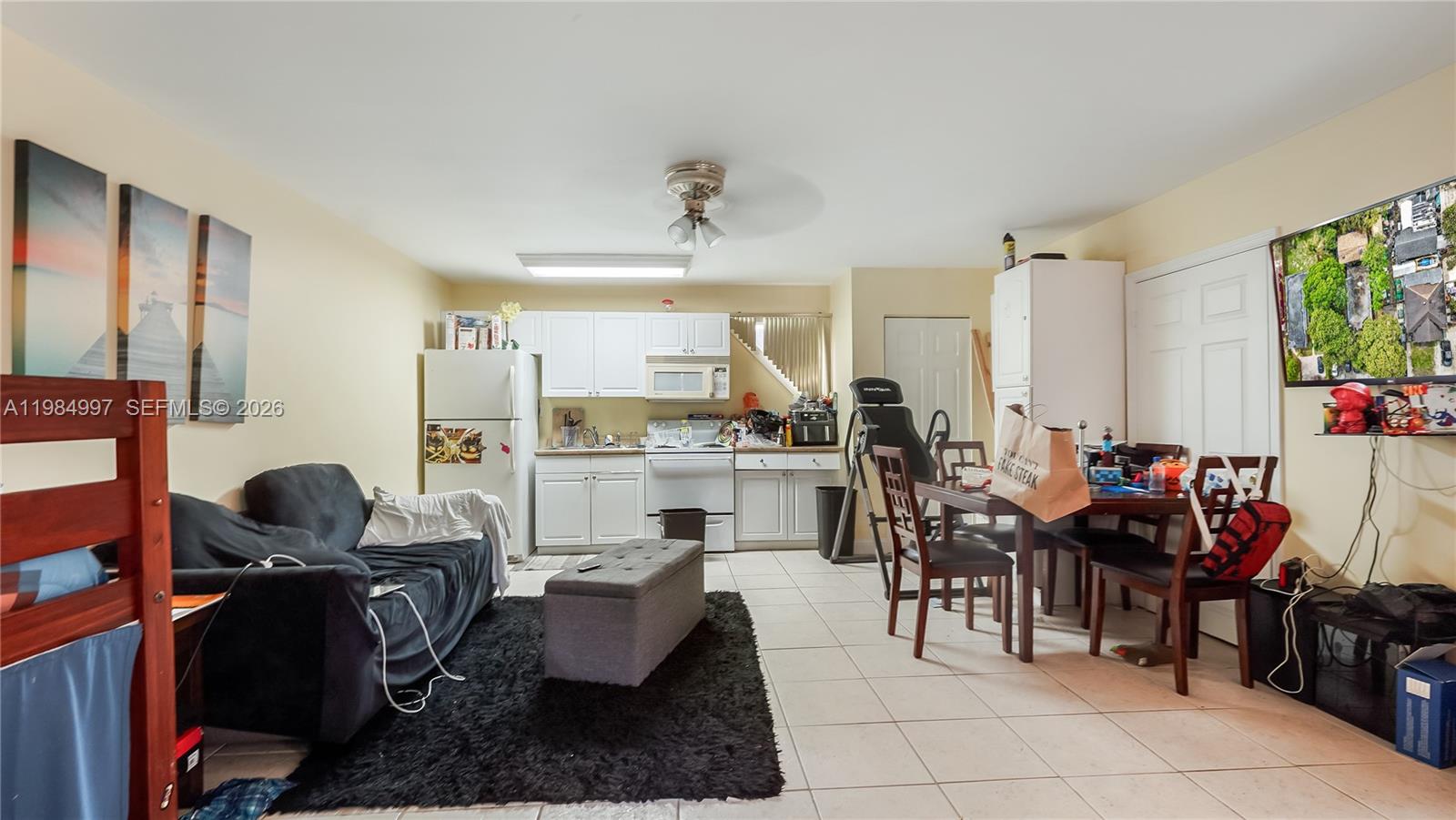 OAKLAND PARK SECOND ADD - Residential Income