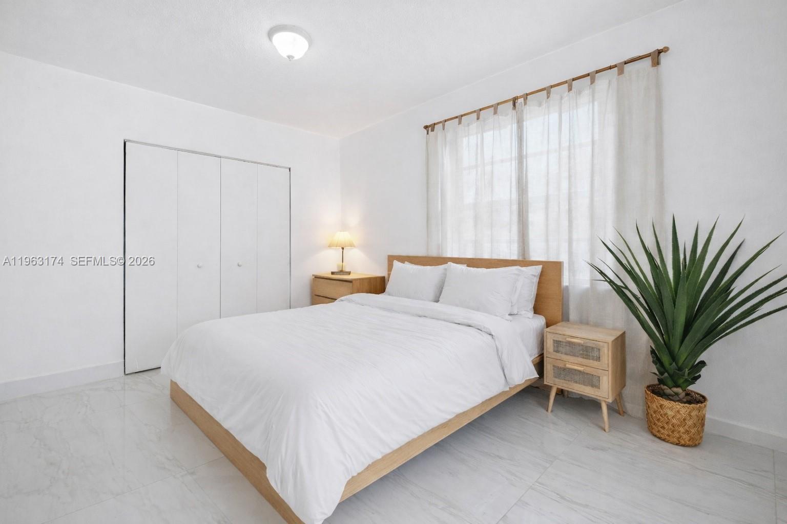 LAKES OF THE MEADOW-MEADO - Residential