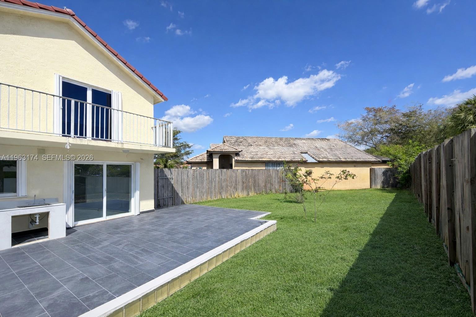 LAKES OF THE MEADOW-MEADO - Residential