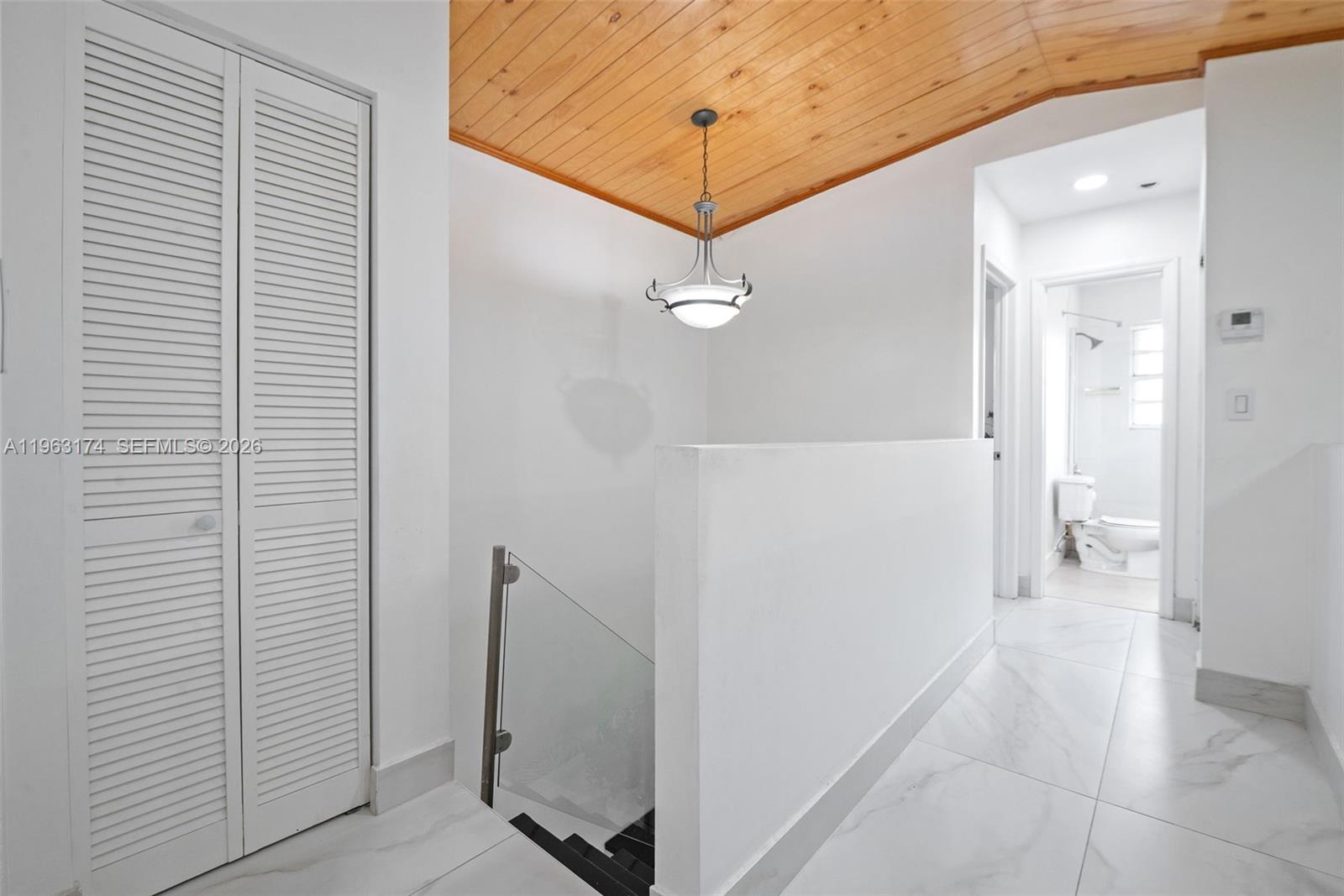 LAKES OF THE MEADOW-MEADO - Residential