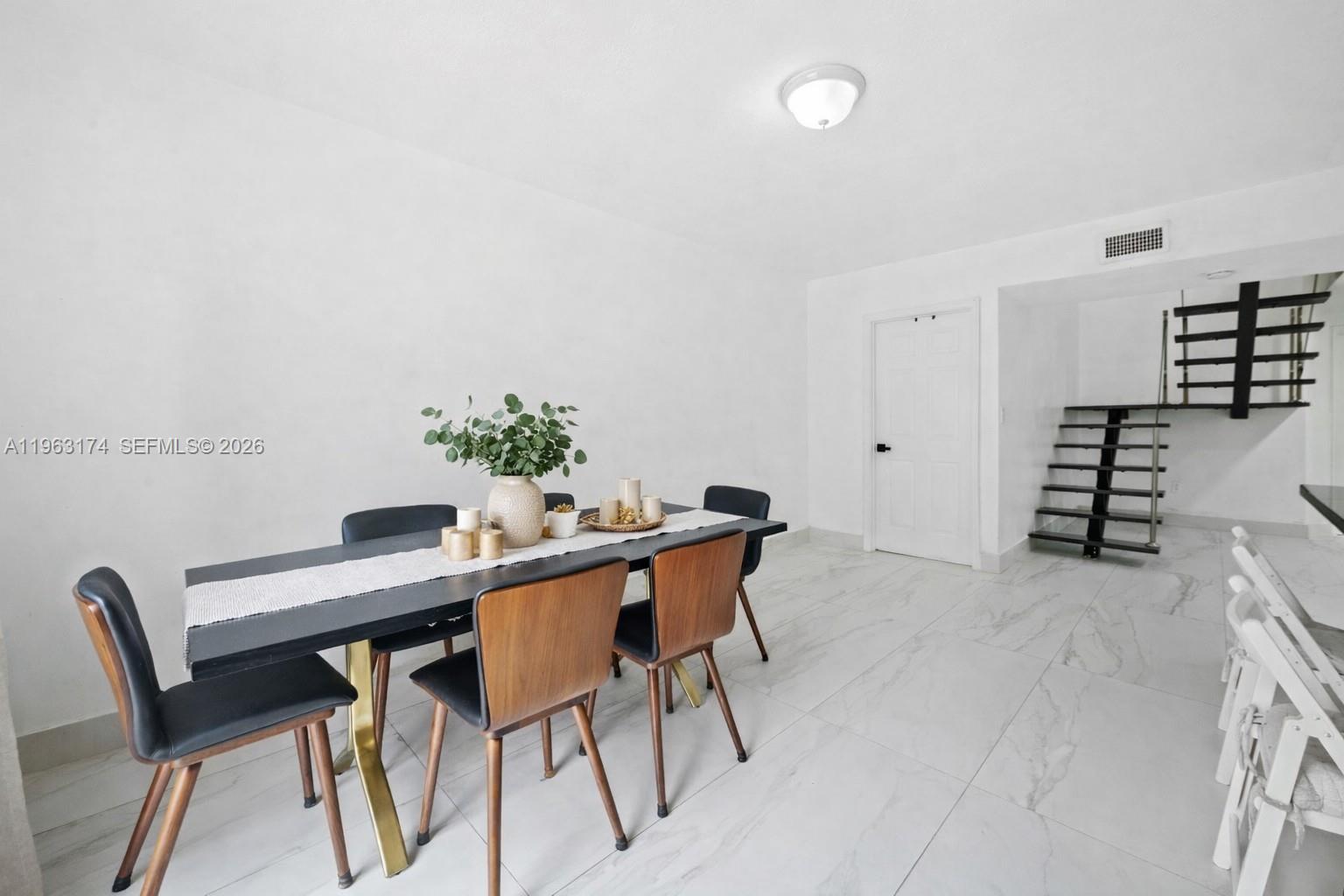 LAKES OF THE MEADOW-MEADO - Residential