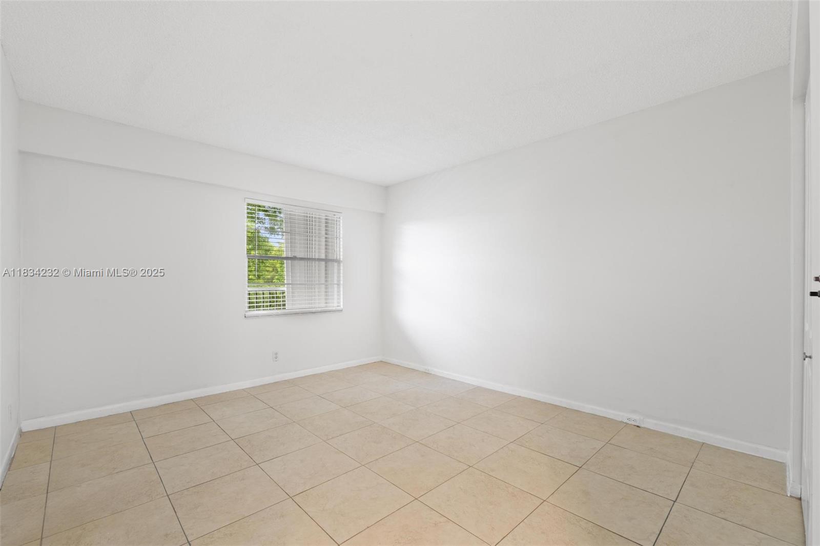 KINGSLEY AT CENTURY VILLA - Residential