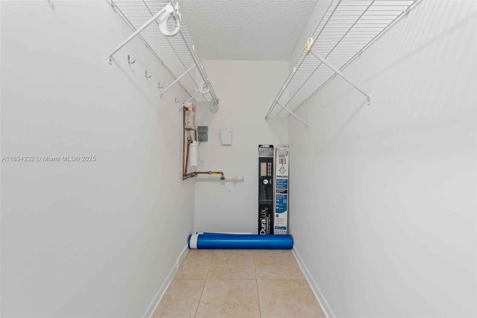 KINGSLEY AT CENTURY VILLA - Residential