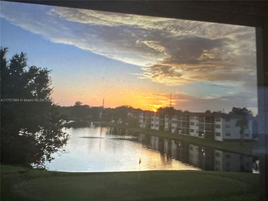 2 BEDROOMS AND 2 BATHROOMS 2 walk in closets  ENCHANTING VIEW OF THE LAKE. free golf course. super community. golf ,tennis courts, pools , restaurant, and theater and lots of fun free Internet and water