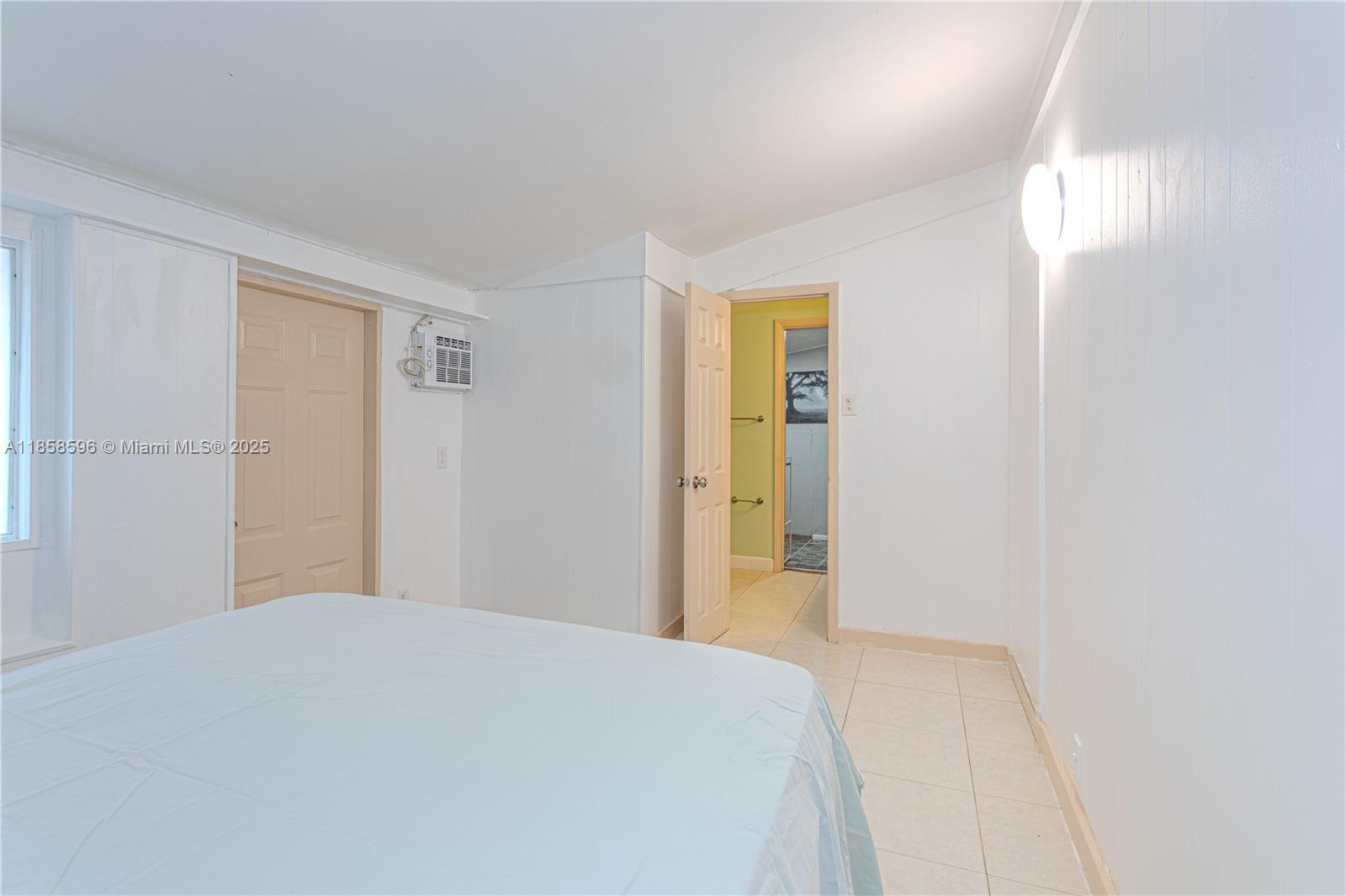 BREEZY MANOR AMENDED - Residential