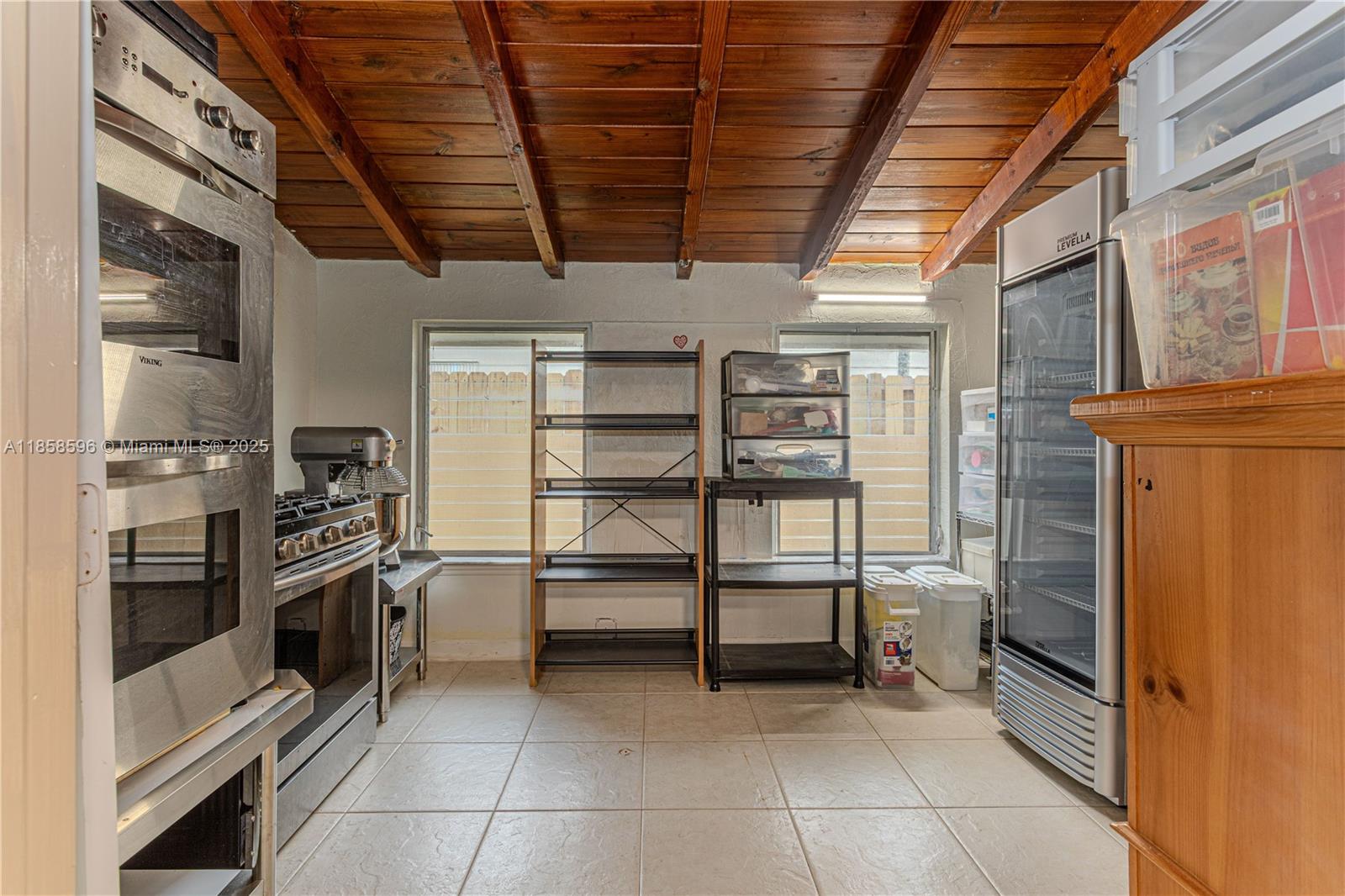 BREEZY MANOR AMENDED - Residential