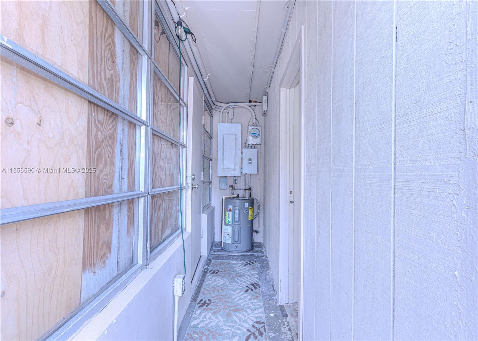 BREEZY MANOR AMENDED - Residential