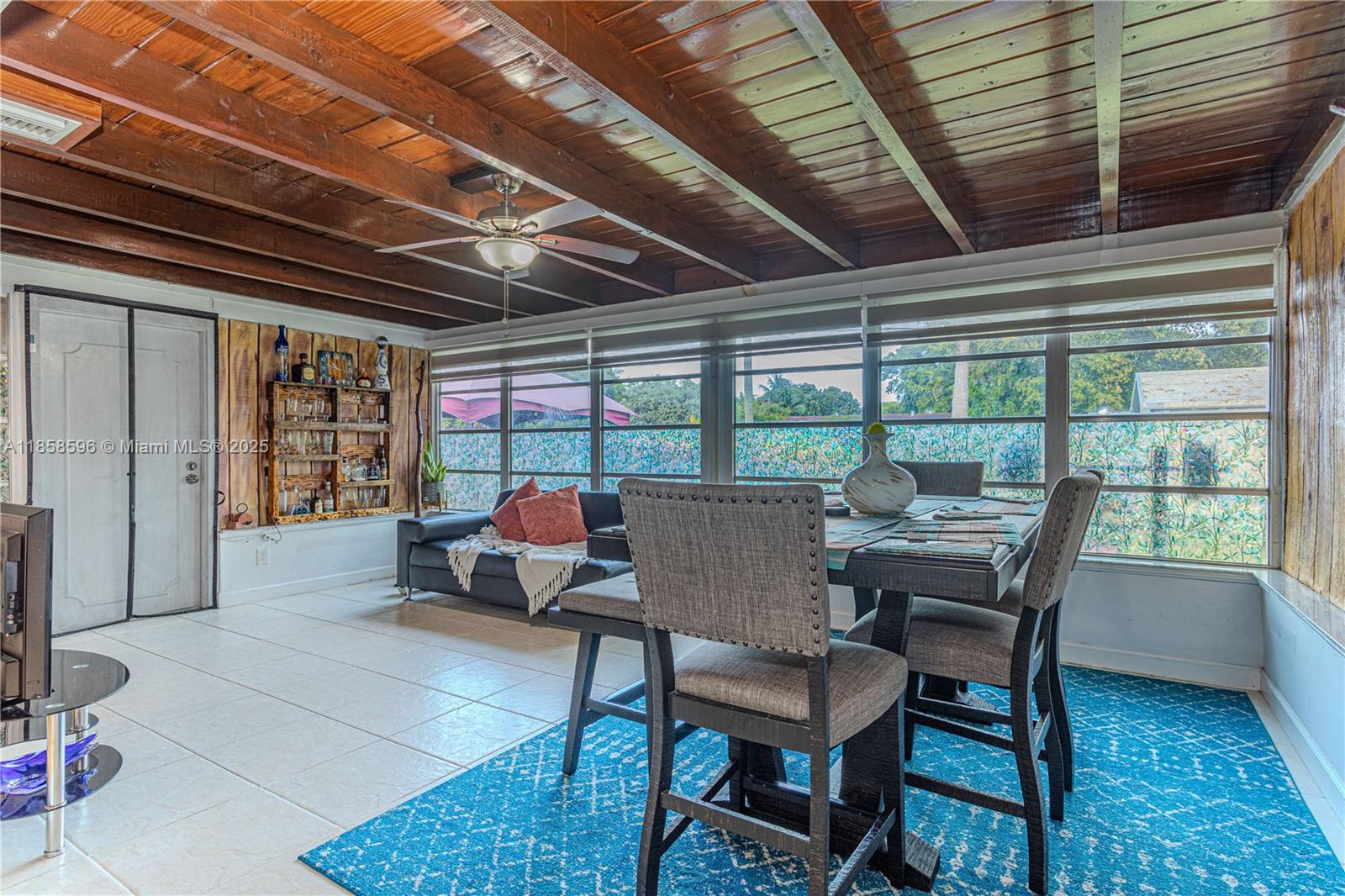 BREEZY MANOR AMENDED - Residential