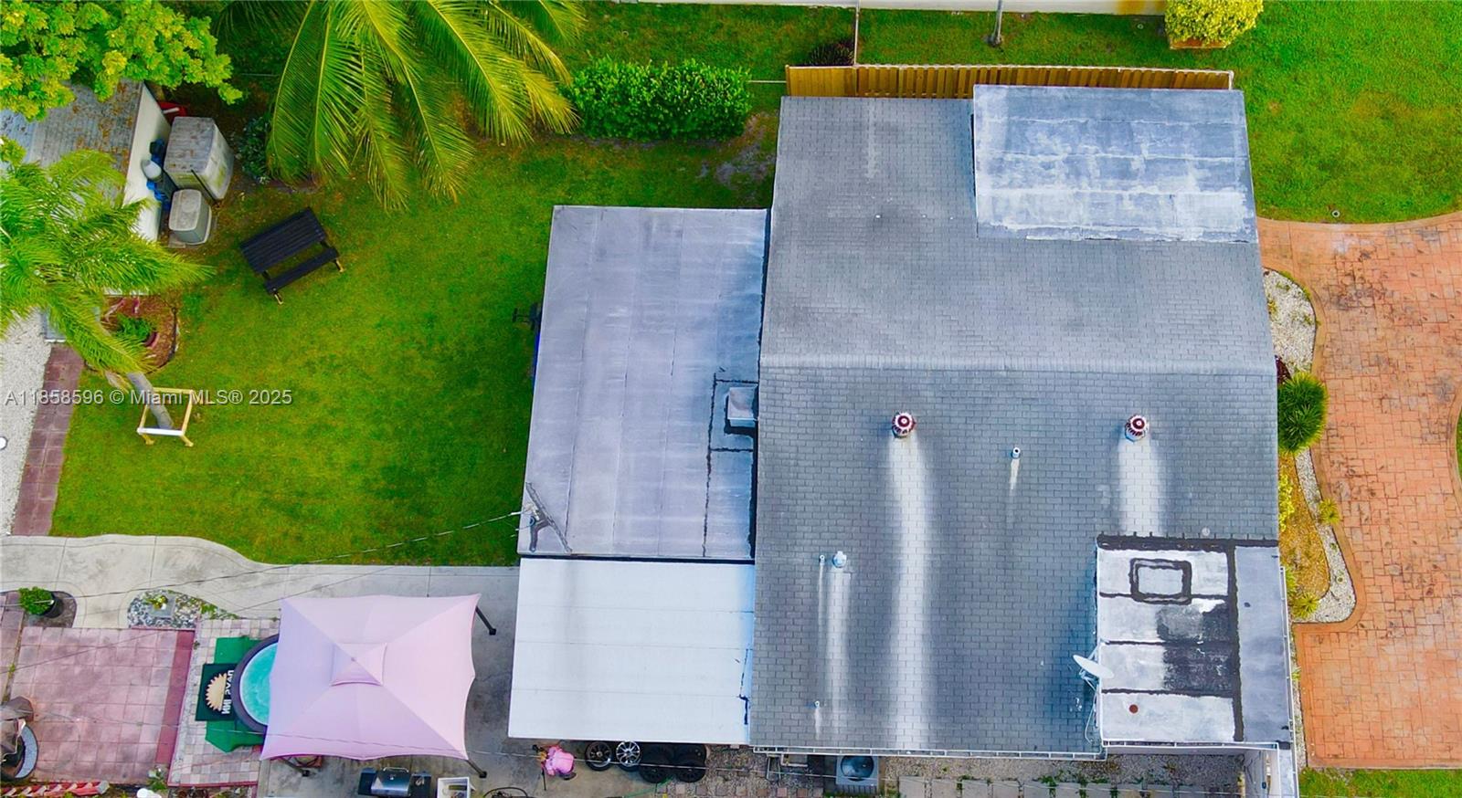 BREEZY MANOR AMENDED - Residential