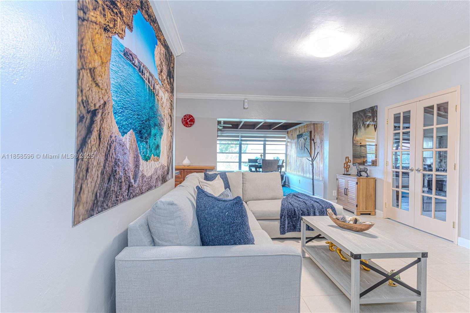 BREEZY MANOR AMENDED - Residential