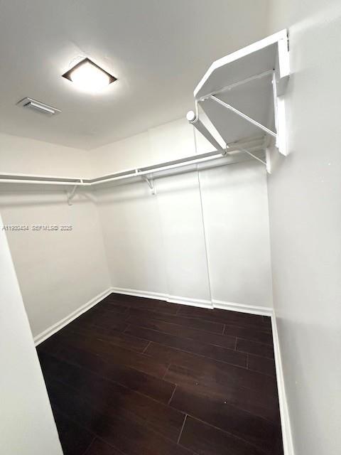 EASTERN SHORES WHITE HOUS - Residential