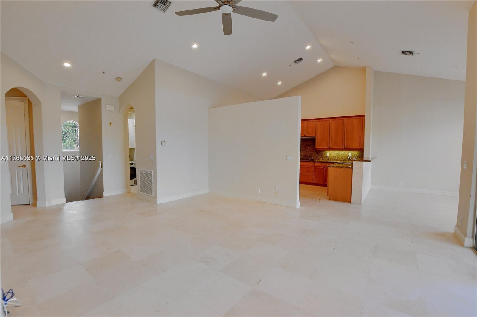 HARBOUR HOMES OF BOCA CON - Residential