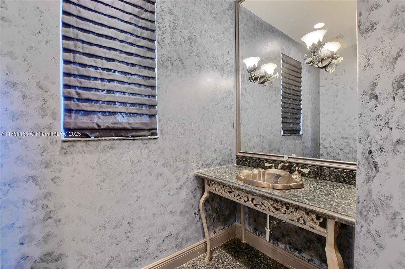 HARBOUR HOMES OF BOCA CON - Residential