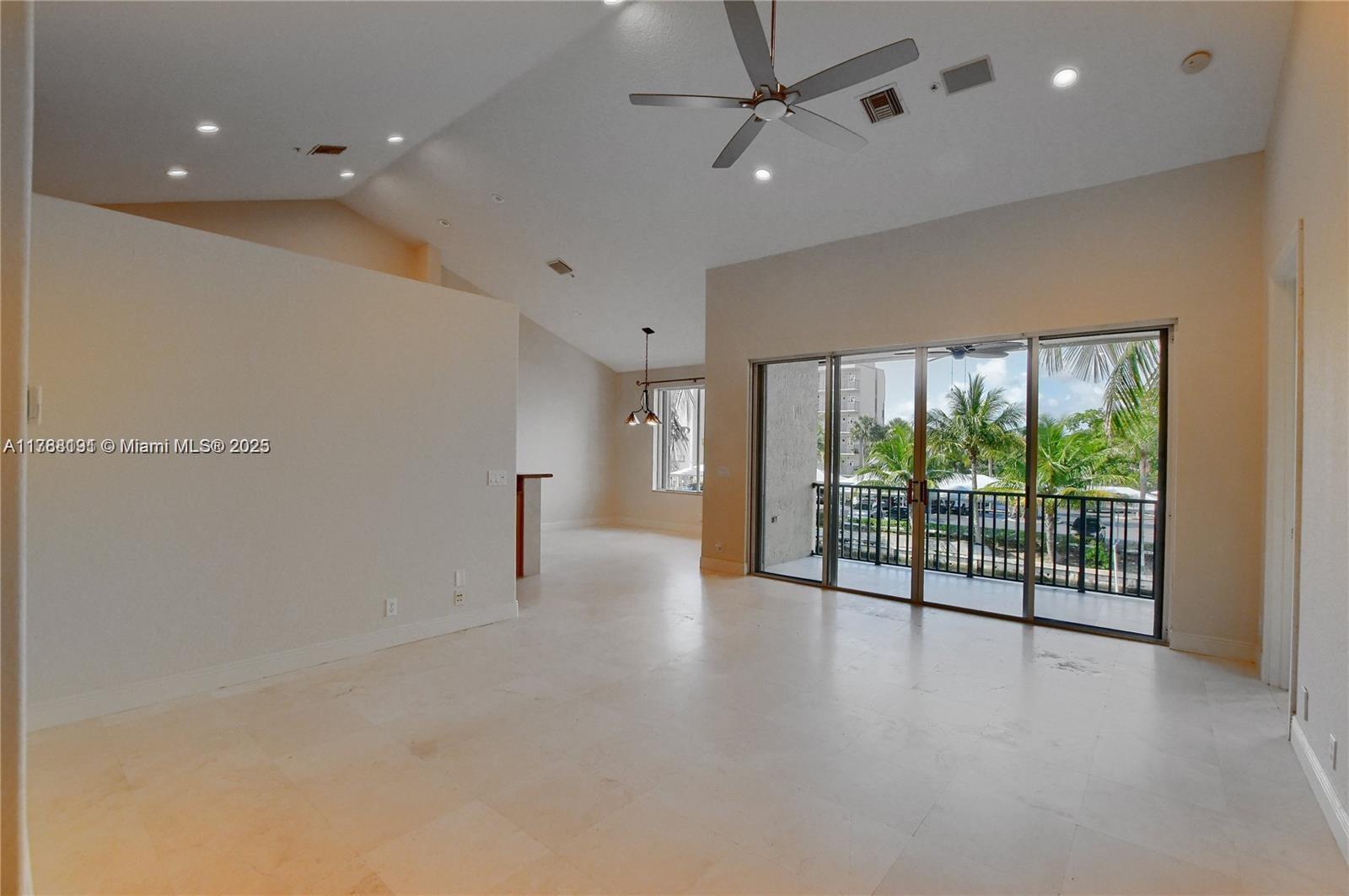 HARBOUR HOMES OF BOCA CON - Residential
