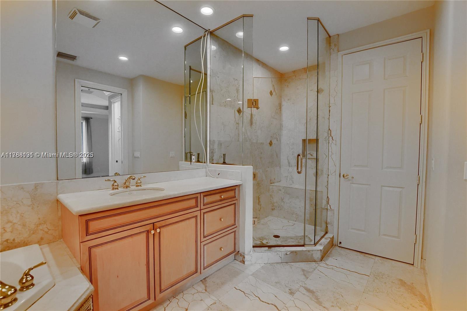 HARBOUR HOMES OF BOCA CON - Residential