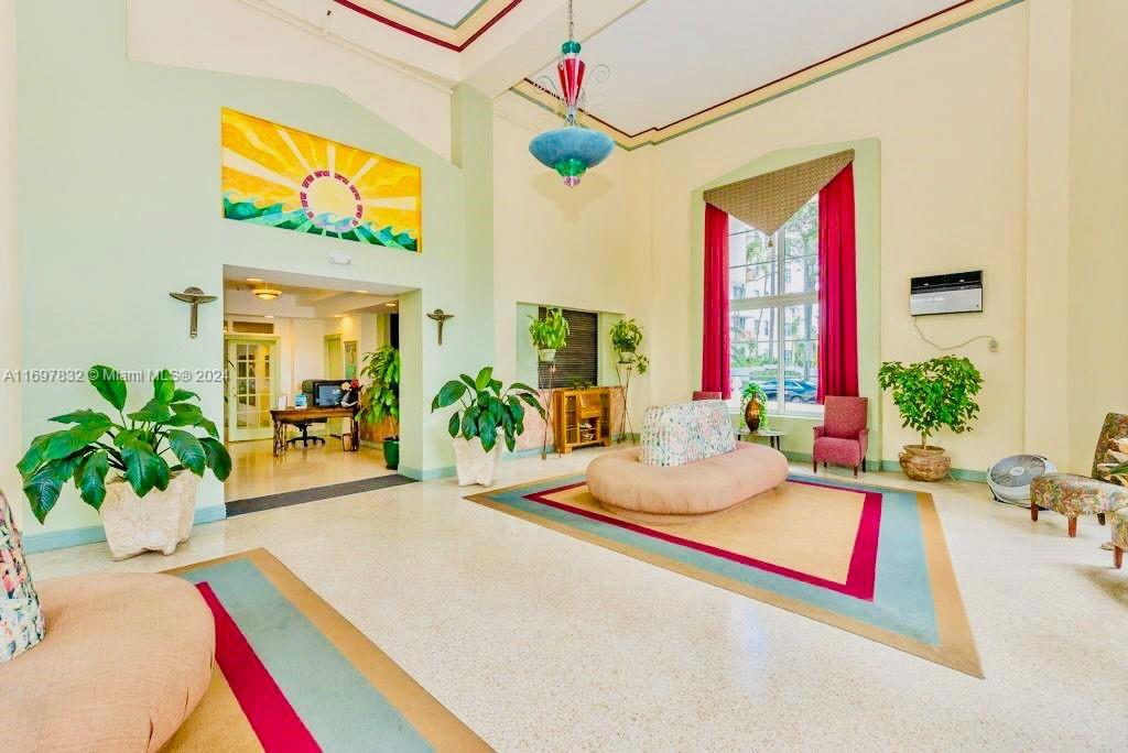 THE MANTELL CONDO - Residential