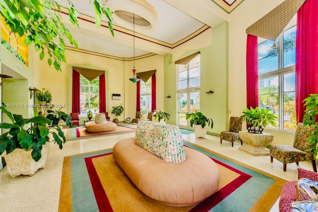 THE MANTELL CONDO - Residential