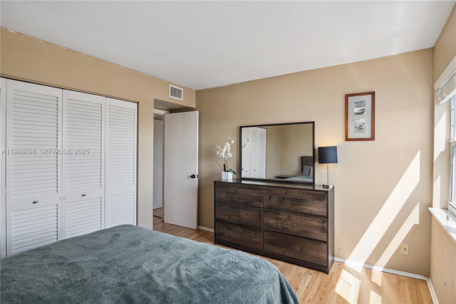 OCEAN VIEW TOWERS CONDO - Residential Lease