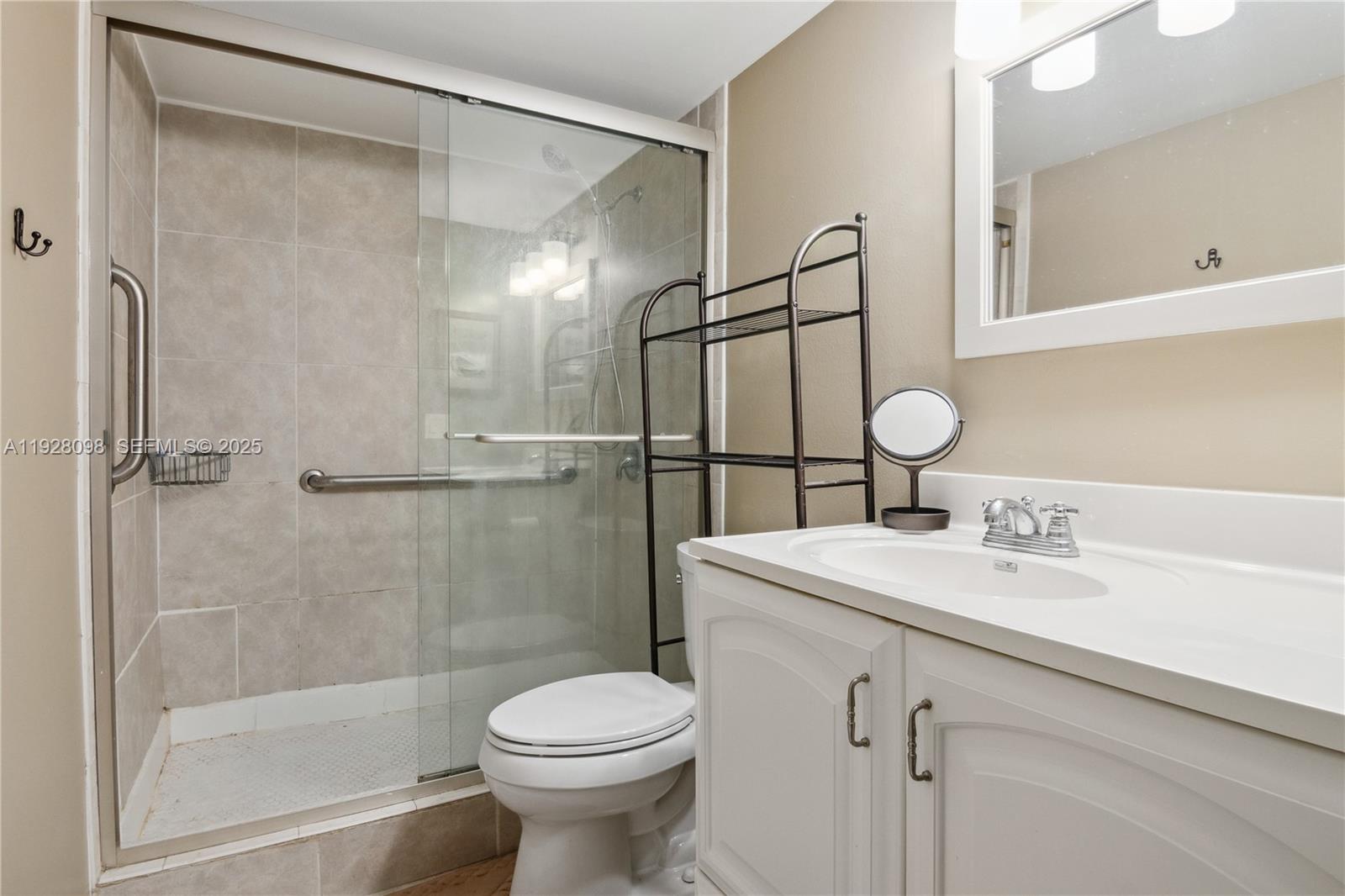 OCEAN VIEW TOWERS CONDO - Residential Lease