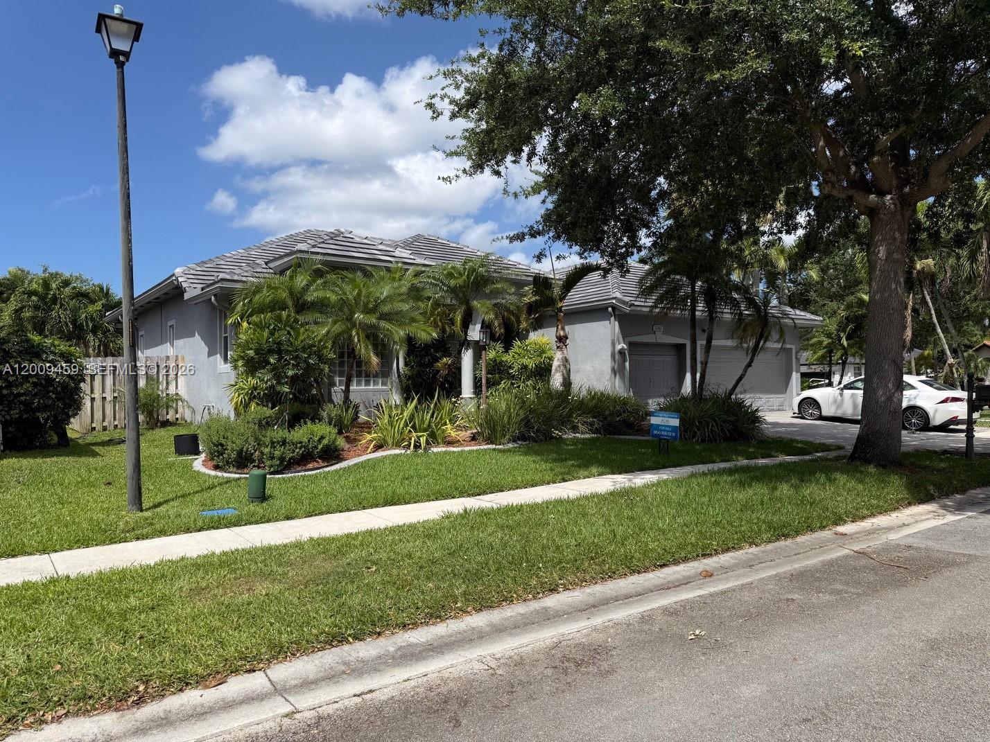 PEMBROKE FALLS - PHASE 1 - Residential