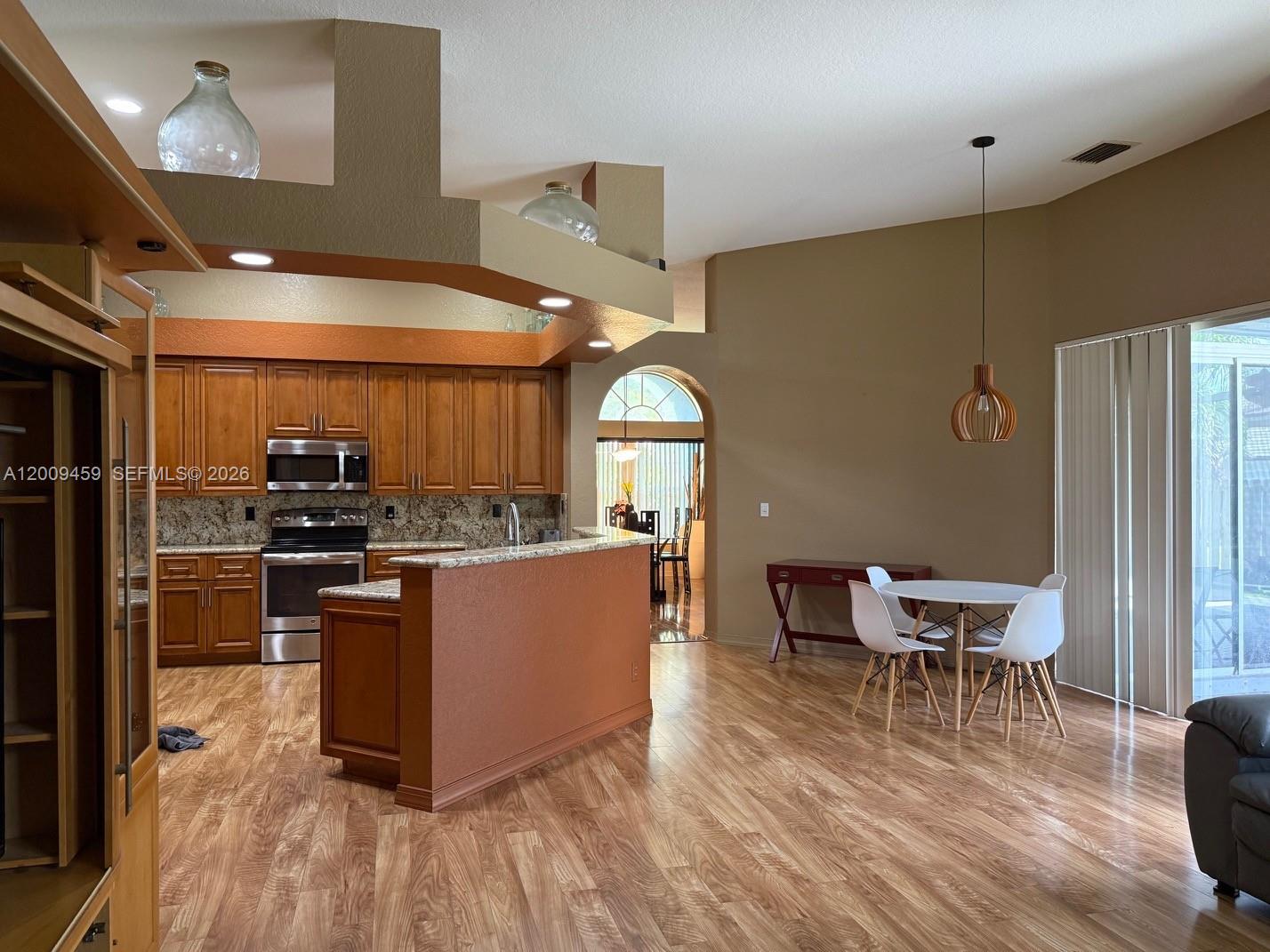PEMBROKE FALLS - PHASE 1 - Residential