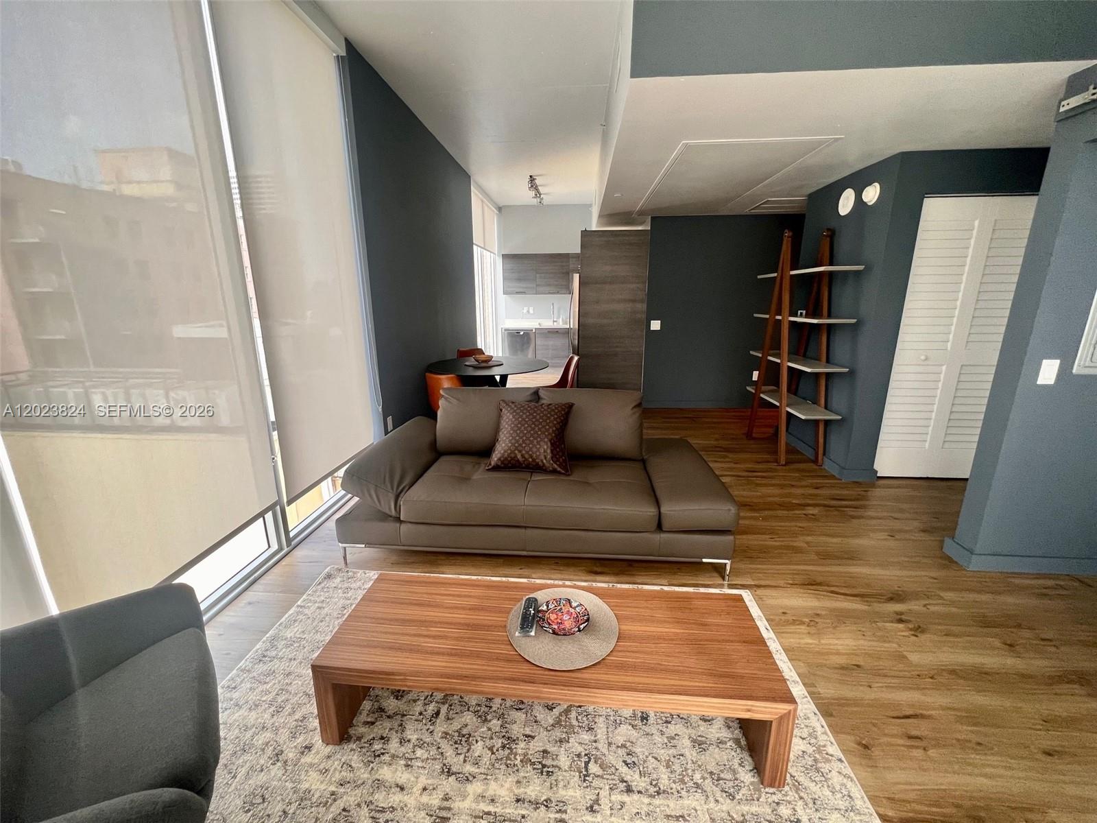 CENTRO CONDO - Residential