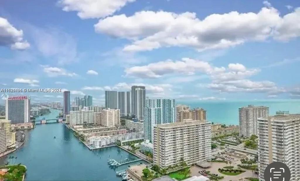 Photo 7 of 43 of listing 60a5dac2-d371-413b-86ad-f55e4f0287aa condo