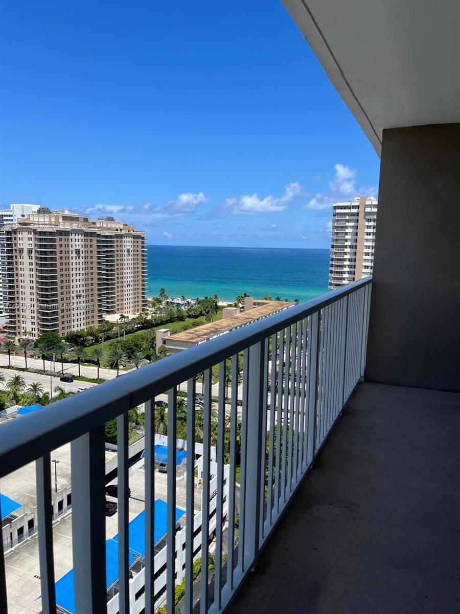 1965 S Ocean Dr 17A, Hallandale Beach, Broward County, Florida - 1 Bathrooms - 
