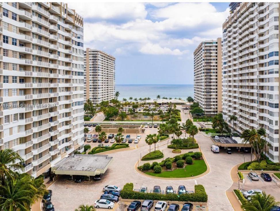 Photo 42 of 43 of listing 60a5dac2-d371-413b-86ad-f55e4f0287aa condo
