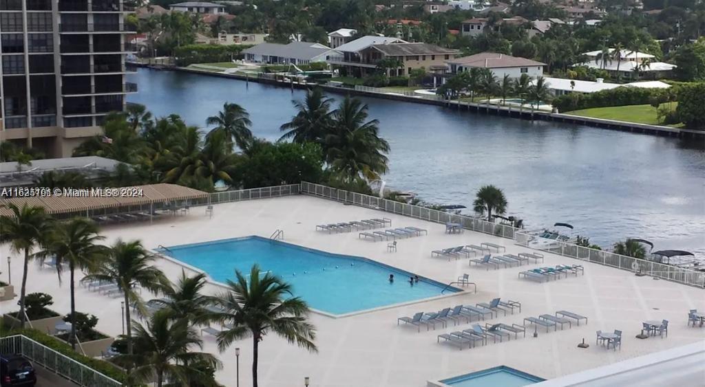 Photo 31 of 43 of listing 60a5dac2-d371-413b-86ad-f55e4f0287aa condo