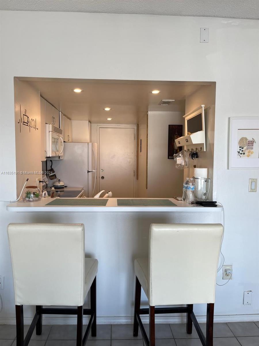Photo 21 of 43 of listing 60a5dac2-d371-413b-86ad-f55e4f0287aa condo