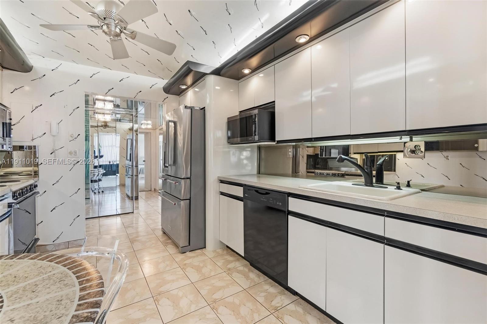 OCEANVIEW PARK CONDO - Residential