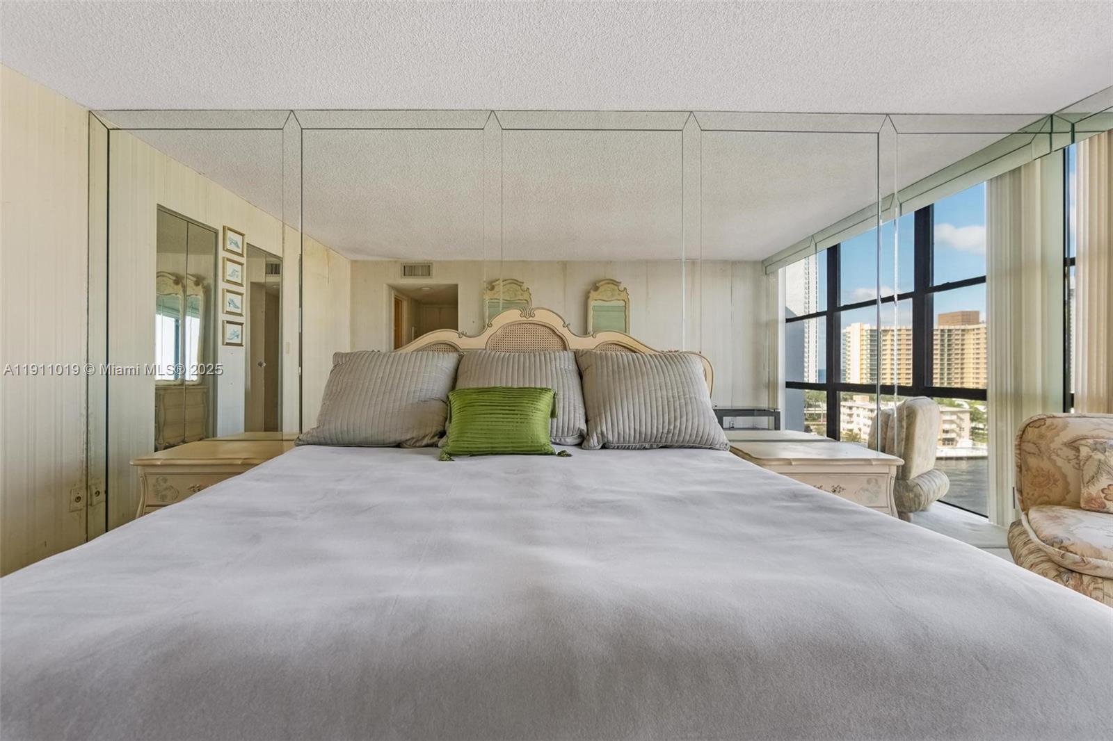 OCEANVIEW PARK CONDO - Residential