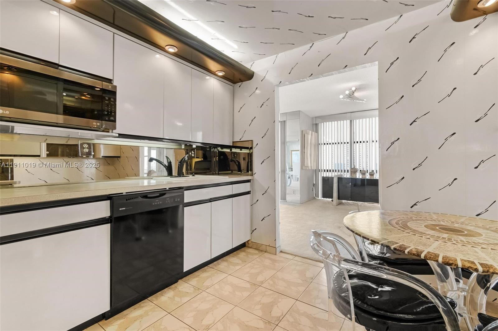 OCEANVIEW PARK CONDO - Residential