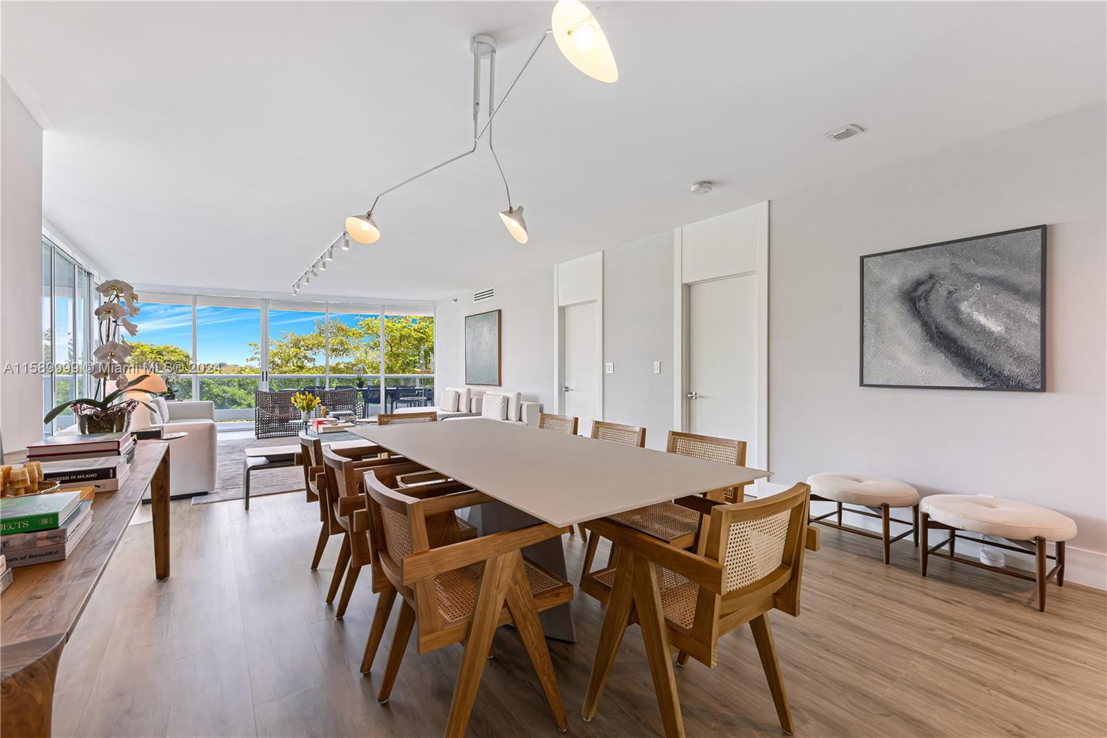 Photo 18 of 45 of 2127 Brickell Ave 705 condo