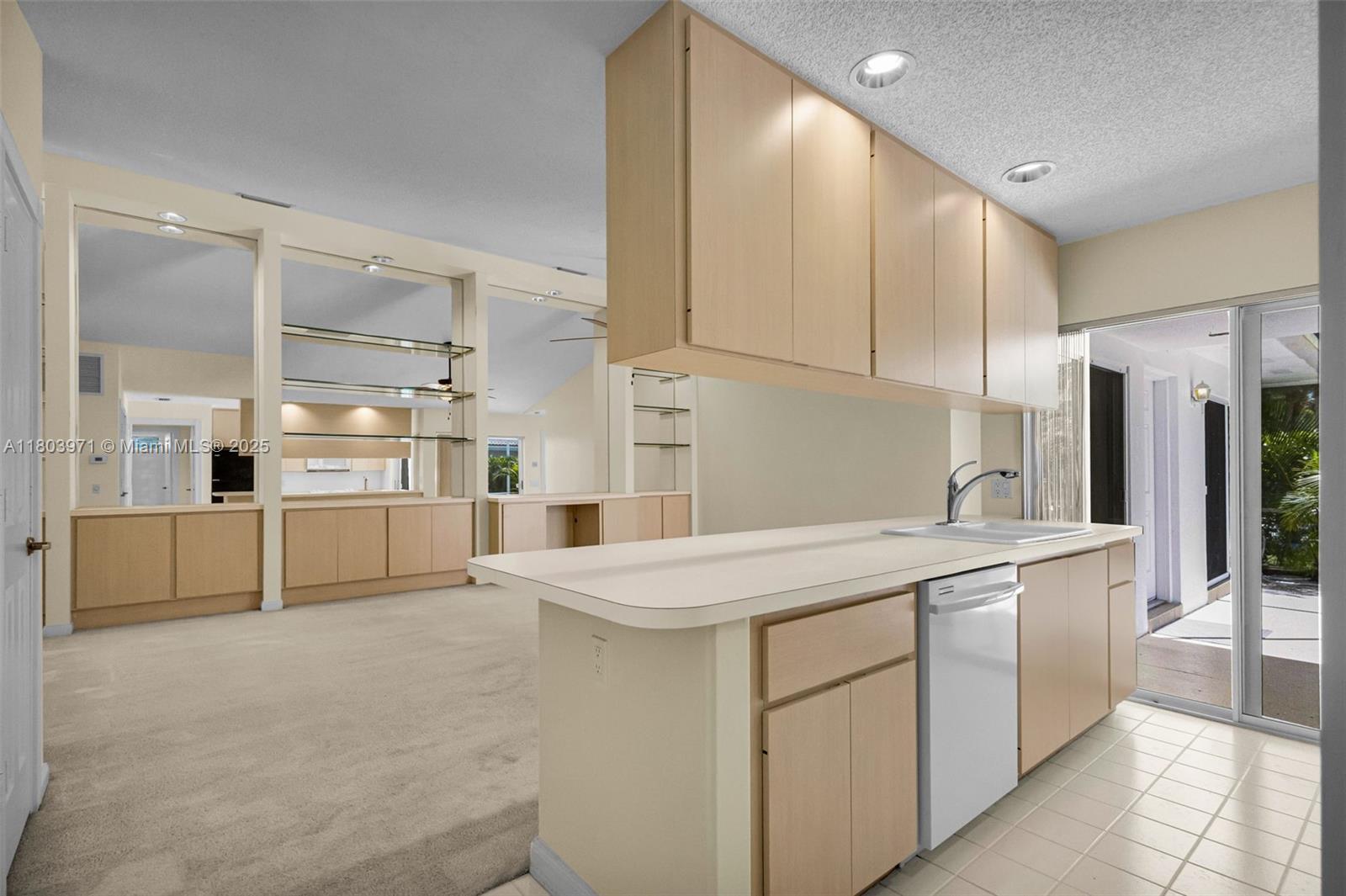 OAKS-SUNTERRACE 1 - Residential