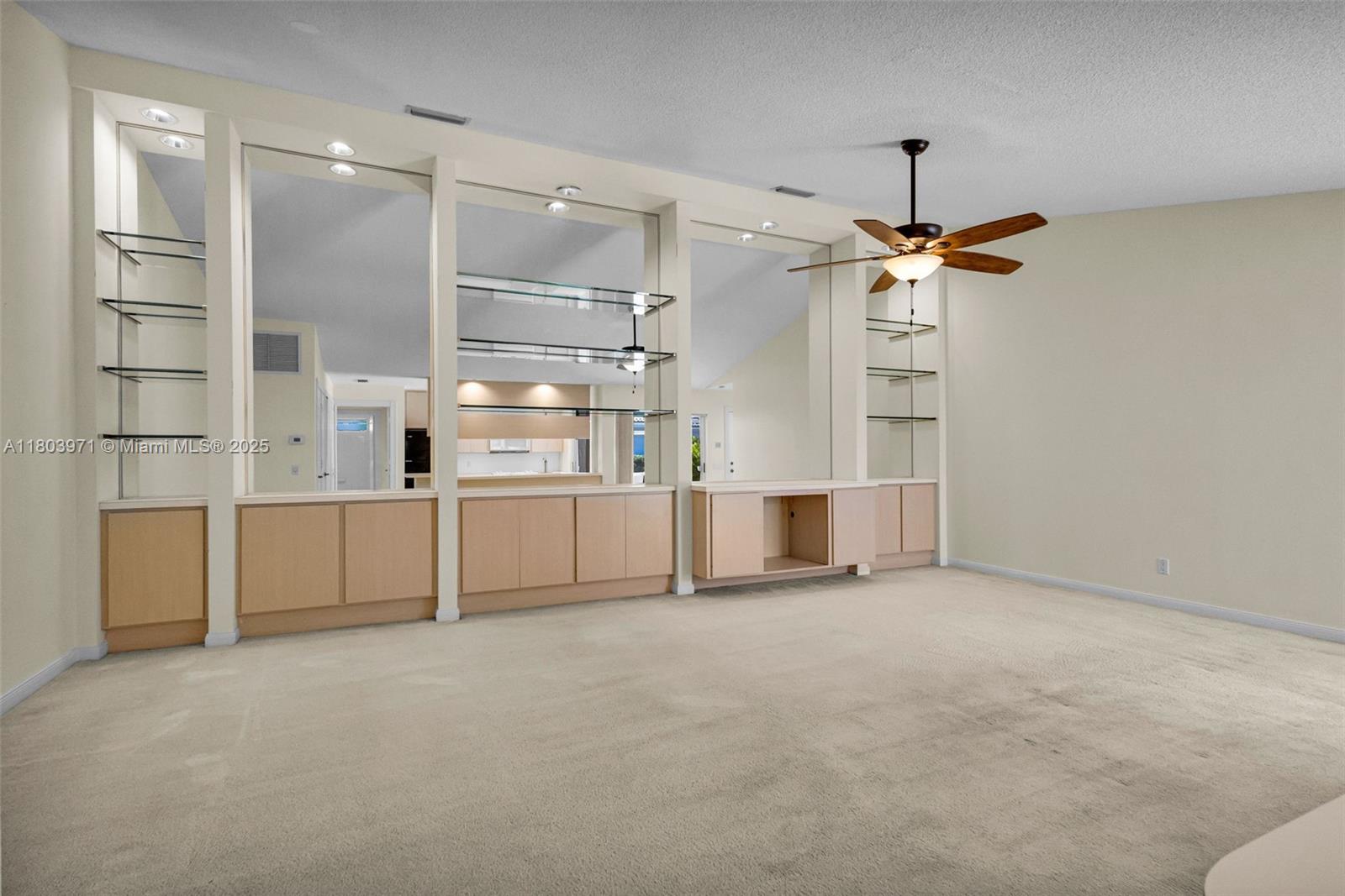 OAKS-SUNTERRACE 1 - Residential