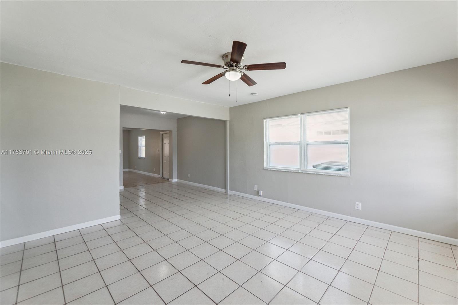 1541 SW 63rd Ter