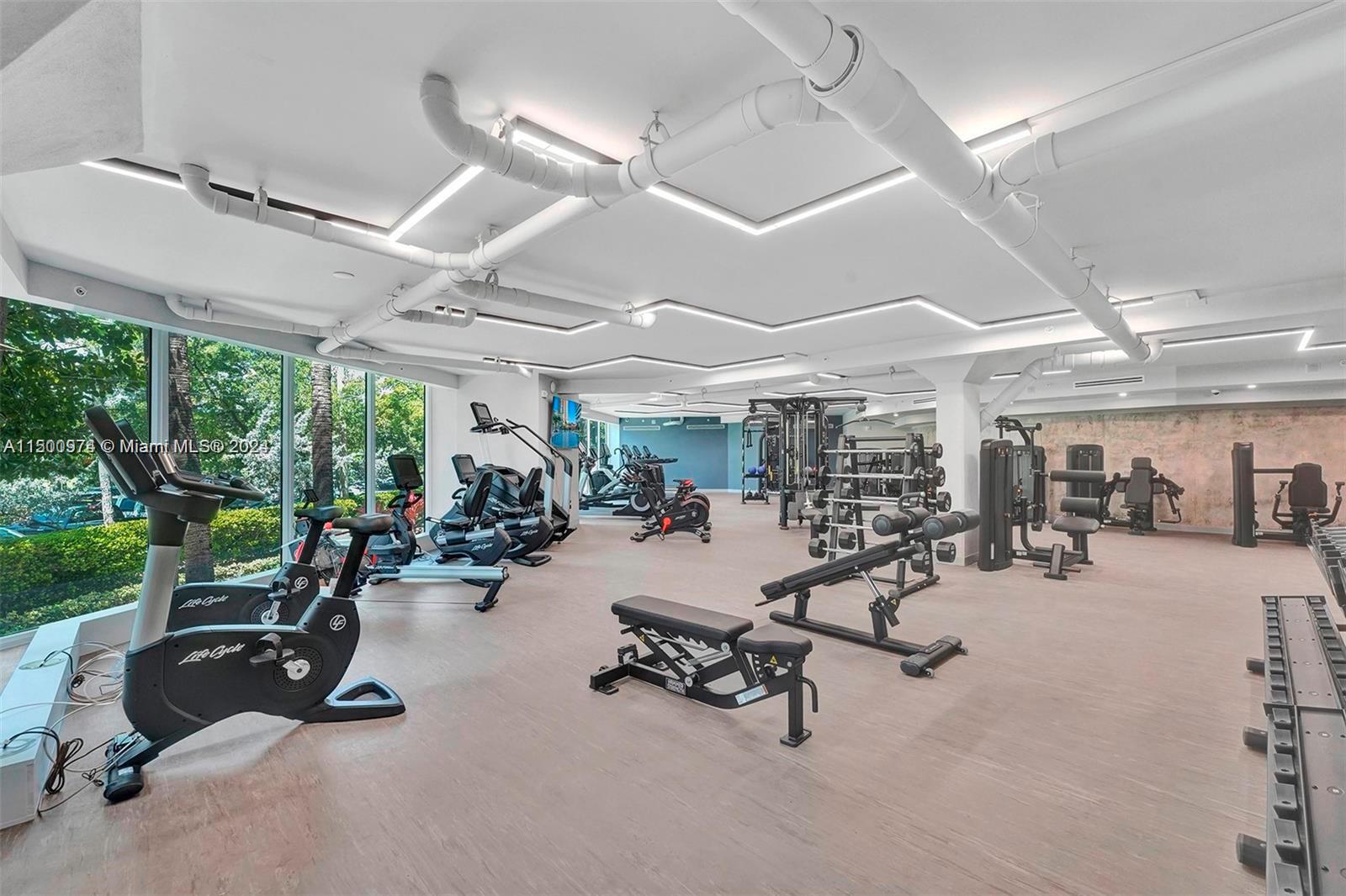 SOUTH POINTE TOWERS CONDO - Residential