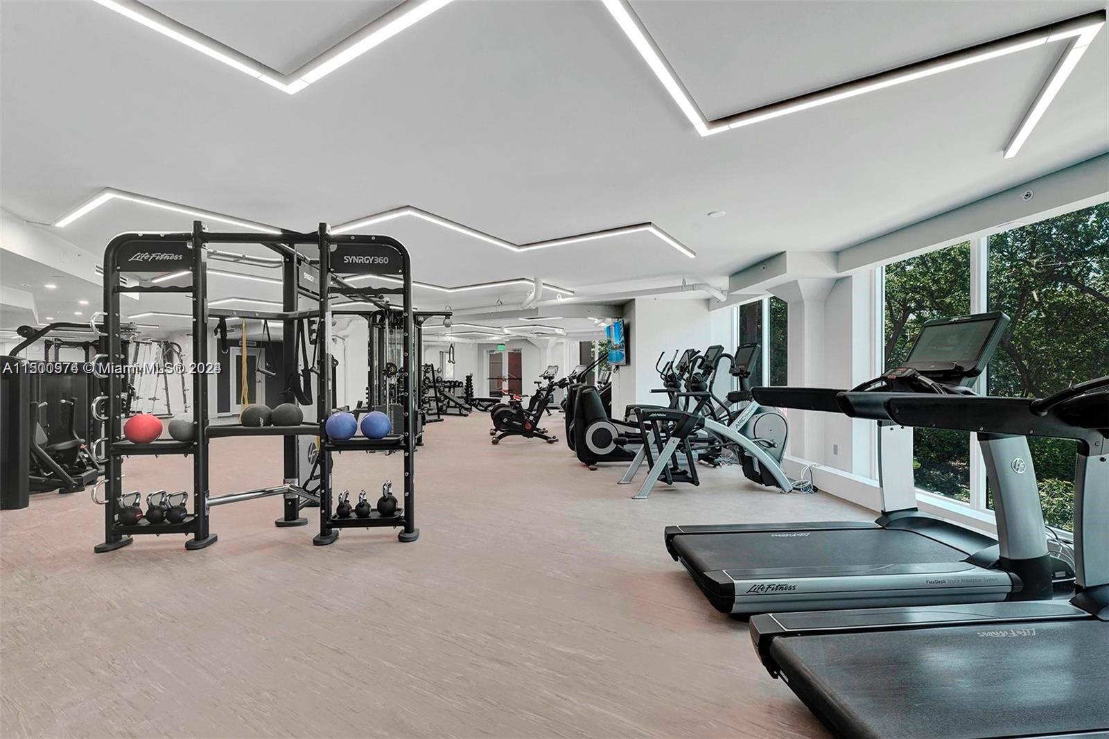 SOUTH POINTE TOWERS CONDO - Residential