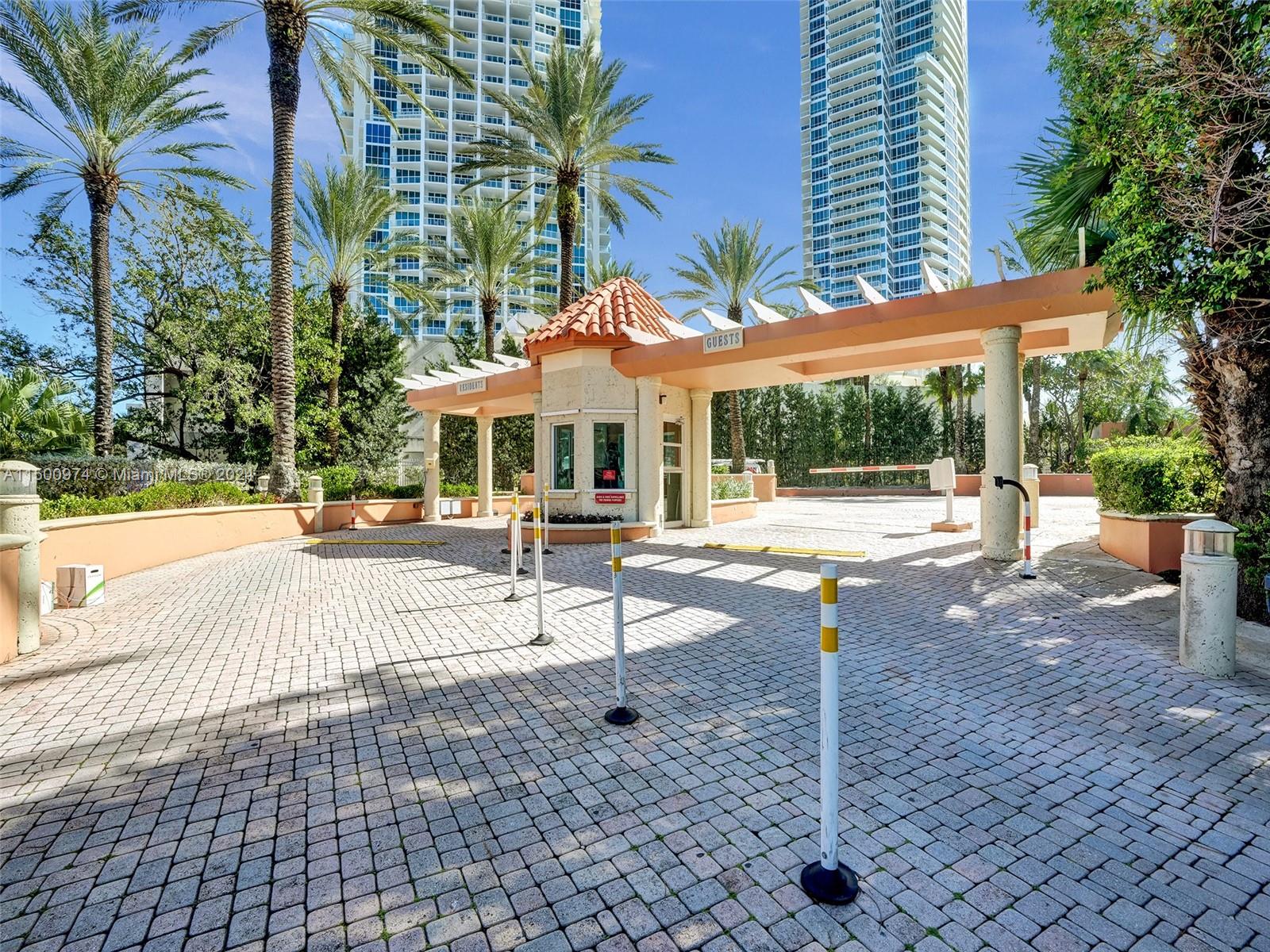 SOUTH POINTE TOWERS CONDO - Residential