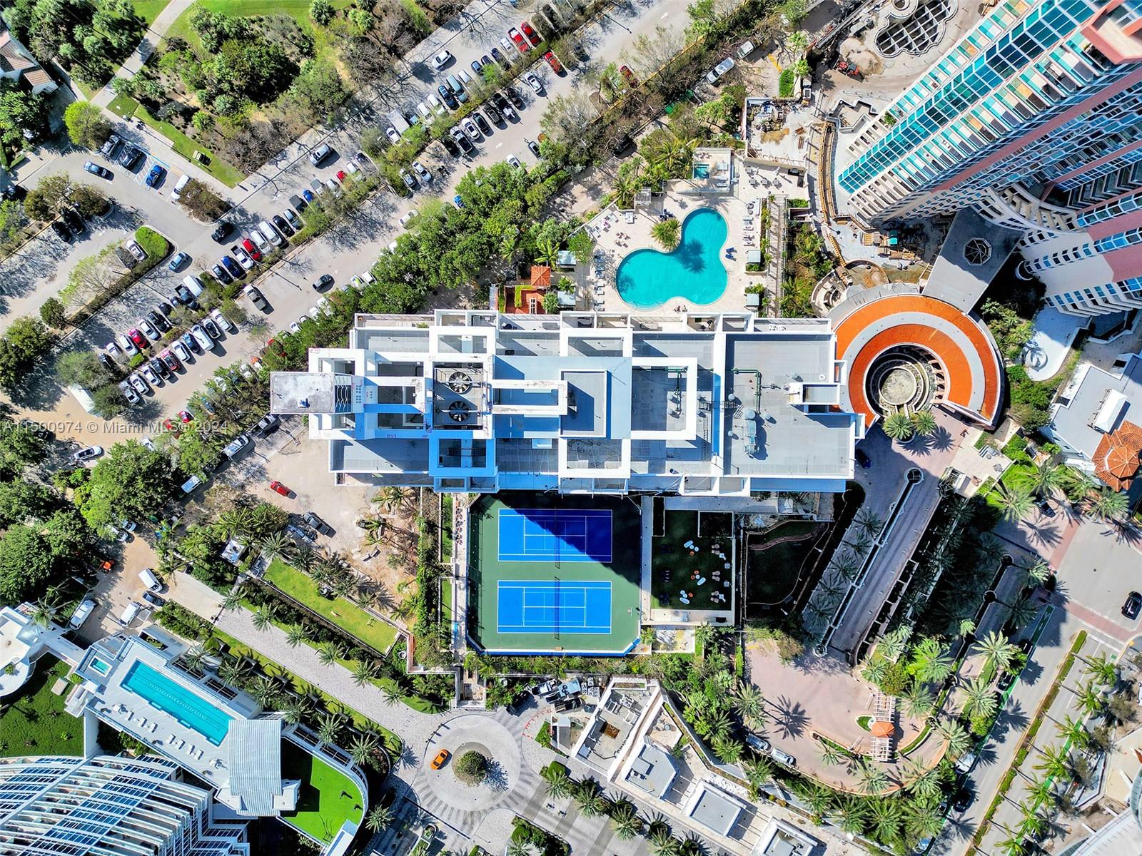 SOUTH POINTE TOWERS CONDO - Residential