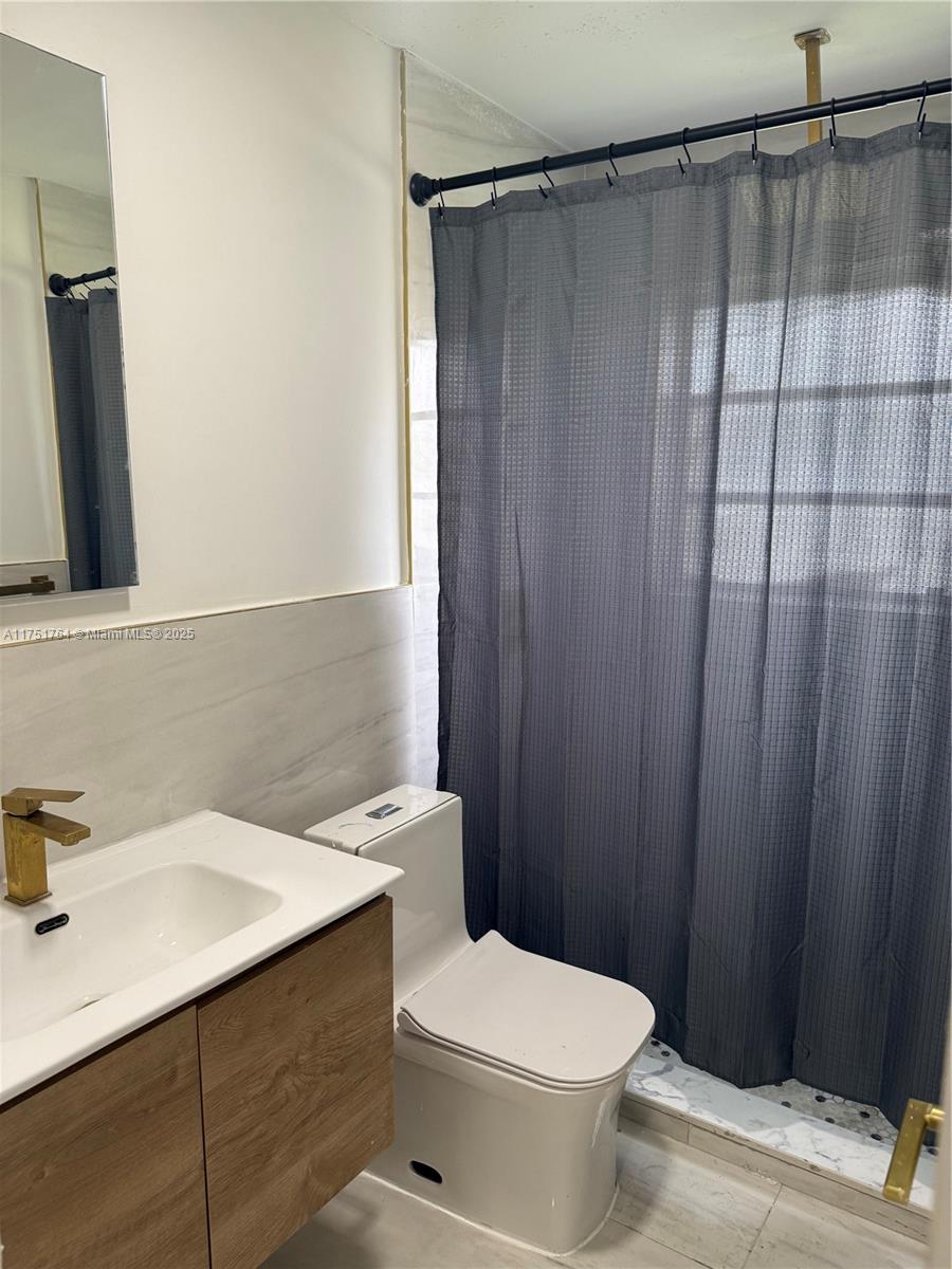 RIDGEWAY - Residential