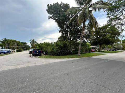 901 NE 16th Ct Fort Lauderdale FL 33305