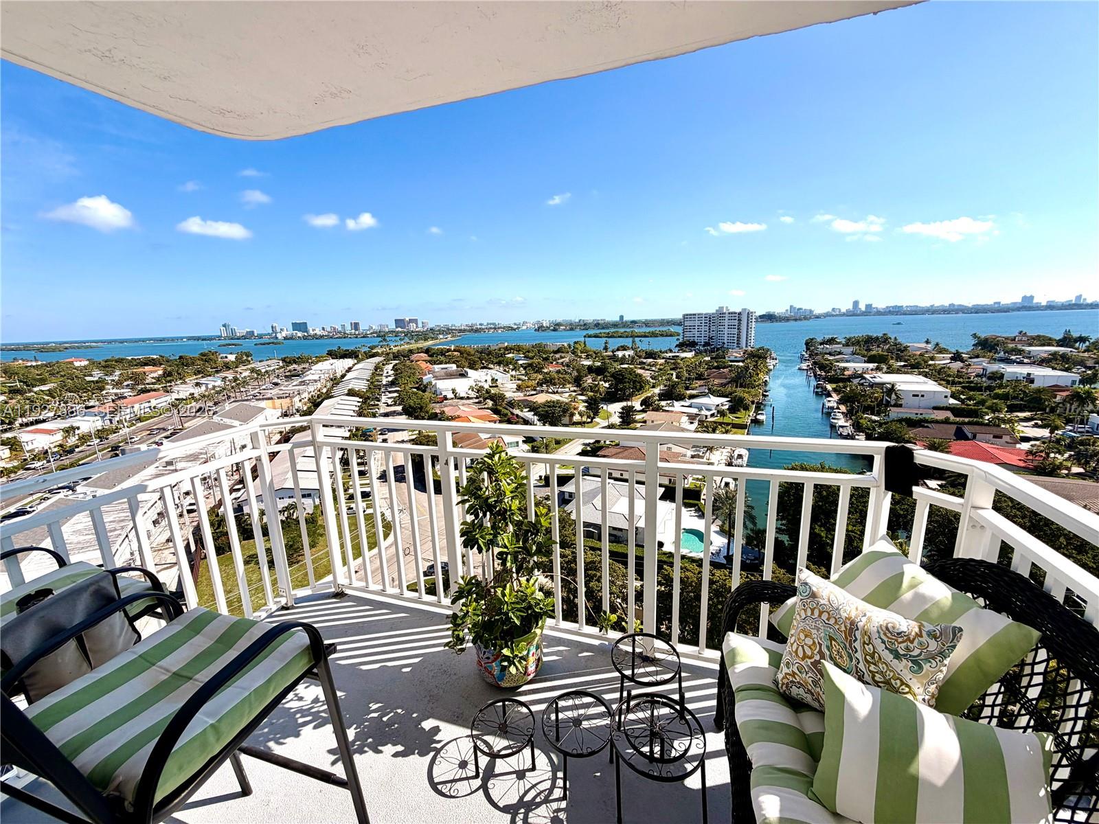 BAYVIEW TOWERS CONDO SOUT - Residential